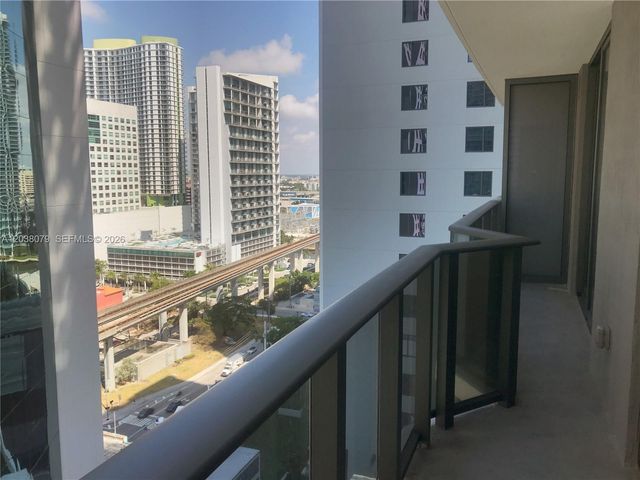 55 SW 9th St 1607, Miami, FL 33130