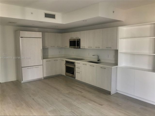 55 SW 9th St 1607, Miami, FL 33130