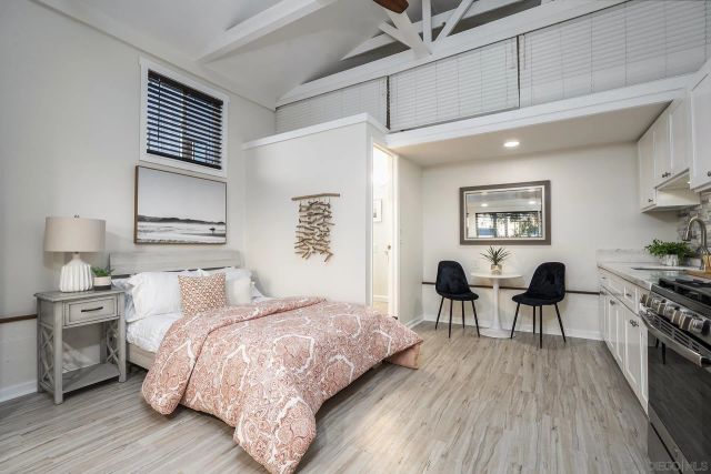 1467 Froude, San Diego, CA 92107