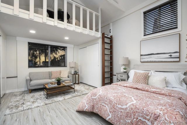 1467 Froude, San Diego, CA 92107
