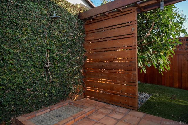 1467 Froude, San Diego, CA 92107