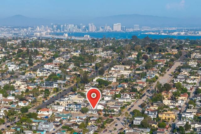1467 Froude, San Diego, CA 92107