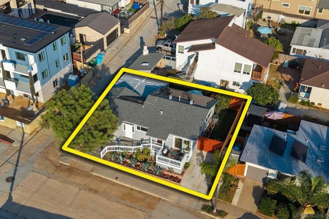 1467 Froude, San Diego, CA 92107