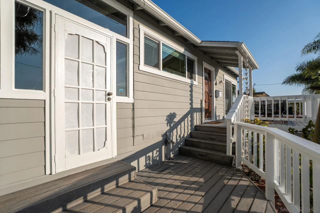 1467 Froude, San Diego, CA 92107