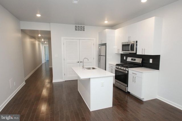 3910 W GIRARD AVE, Philadelphia, PA 19104