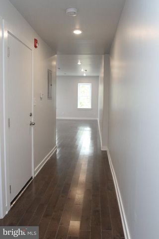 3910 W GIRARD AVE, Philadelphia, PA 19104