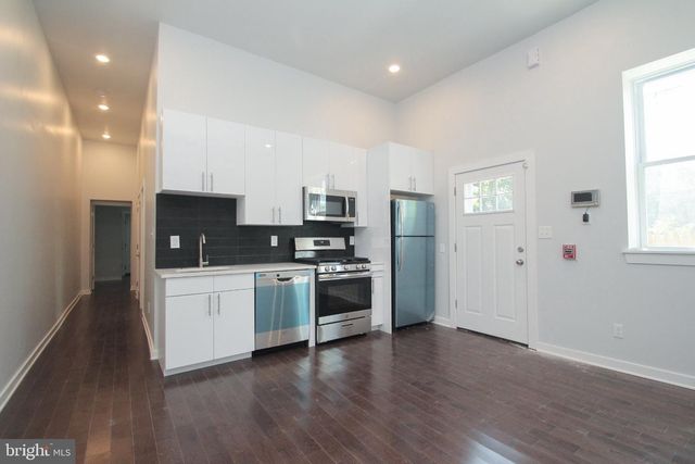 3910 W GIRARD AVE, Philadelphia, PA 19104