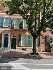 235 PINE ST #3RD FL, Philadelphia, PA 19106