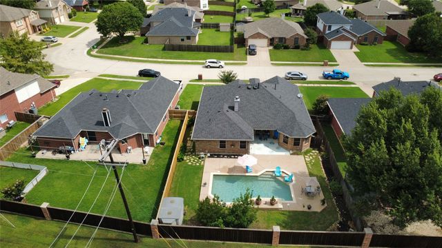 4606 Bluebird Lane, Mansfield, TX 76063