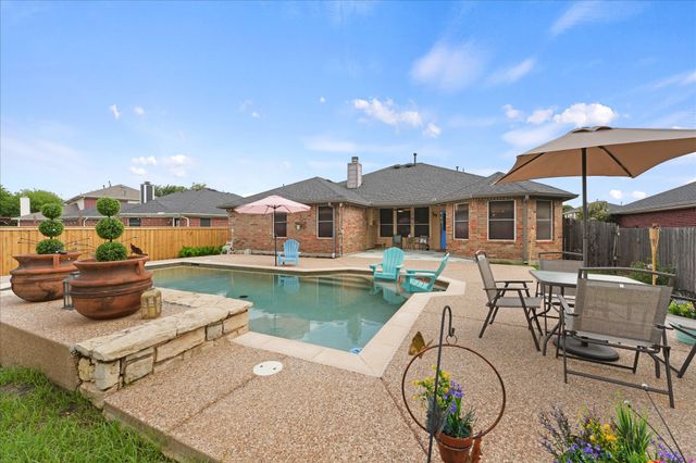4606 Bluebird Lane, Mansfield, TX 76063