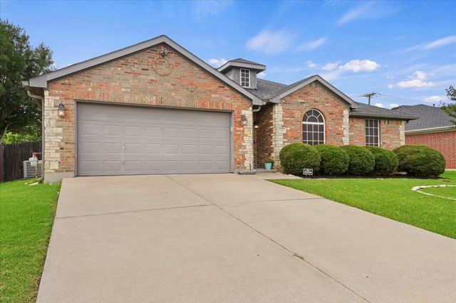 4606 Bluebird Lane, Mansfield, TX 76063