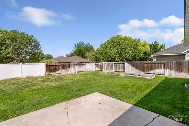 1963 Julie Lane, Twin Falls, ID 83301