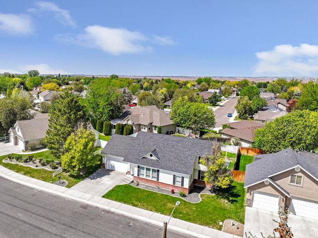 1963 Julie Lane, Twin Falls, ID 83301