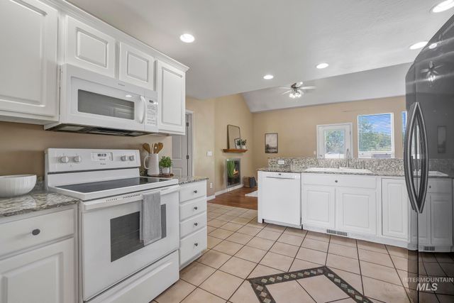 1963 Julie Lane, Twin Falls, ID 83301