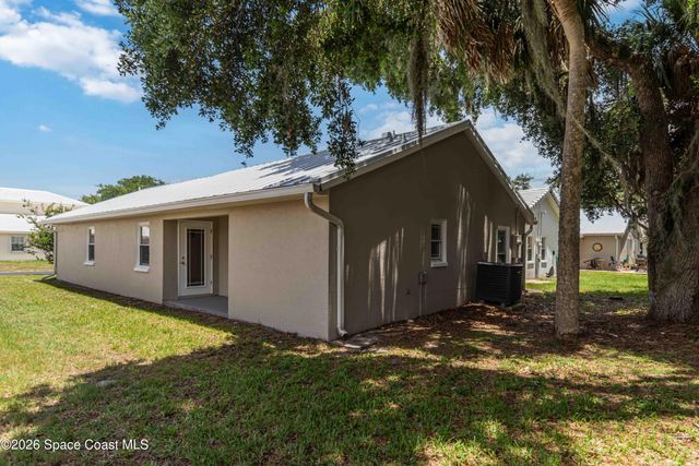 1253 Goldenrod Circle NE, Palm Bay, FL 32905