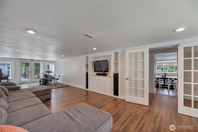 2027 SE Walker Park Road, Shelton, WA 98584