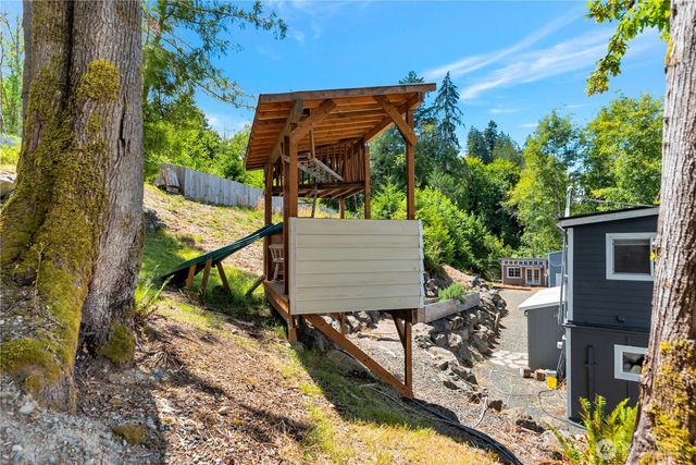 2027 SE Walker Park Road, Shelton, WA 98584