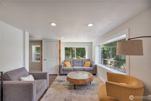 2027 SE Walker Park Road, Shelton, WA 98584