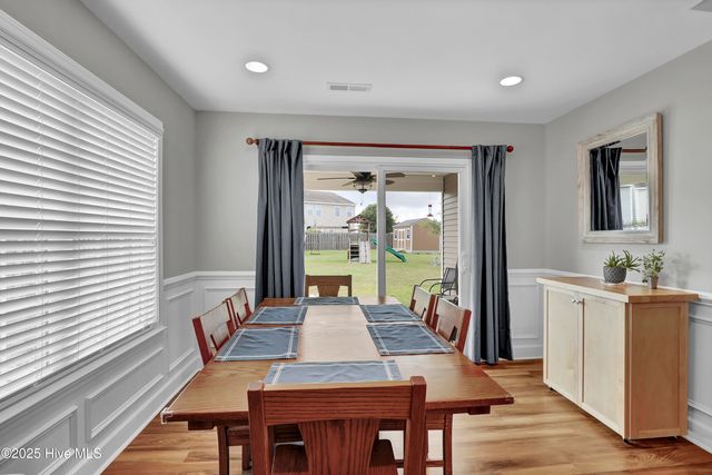 32 Maxwell Drive, Rocky Point, NC 28457