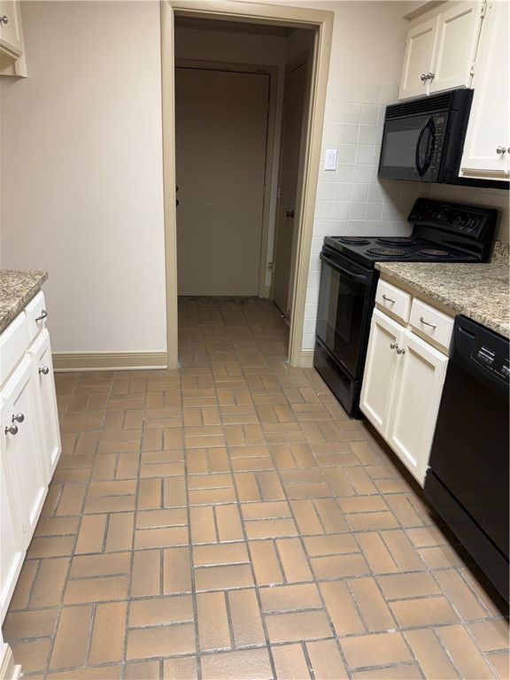 4350 Ocean Dr 303, Corpus Christi, TX 78412 — photo 2