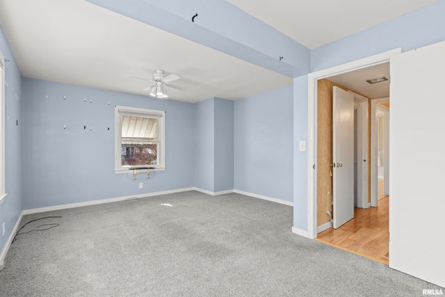 18 LAUTERBACH Drive, Bartonville, IL 61607