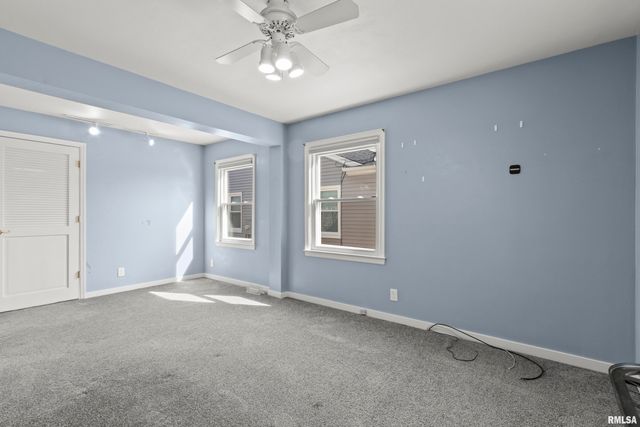 18 LAUTERBACH Drive, Bartonville, IL 61607