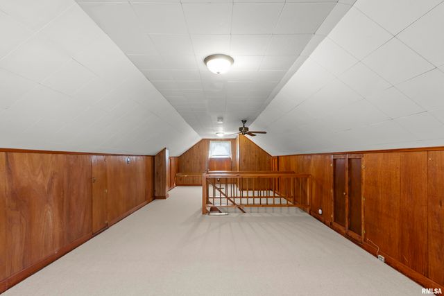 18 LAUTERBACH Drive, Bartonville, IL 61607