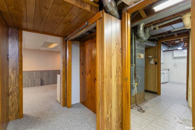 18 LAUTERBACH Drive, Bartonville, IL 61607