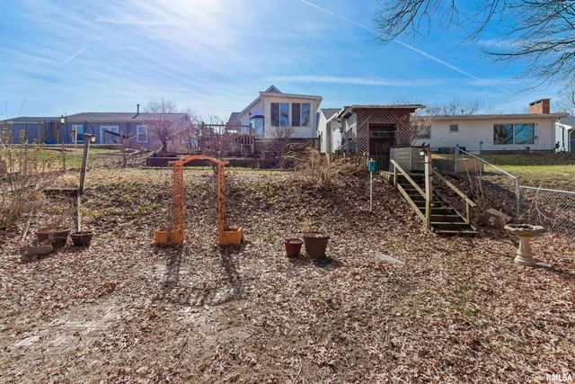 18 LAUTERBACH Drive, Bartonville, IL 61607