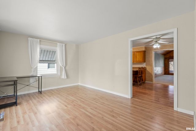 18 LAUTERBACH Drive, Bartonville, IL 61607