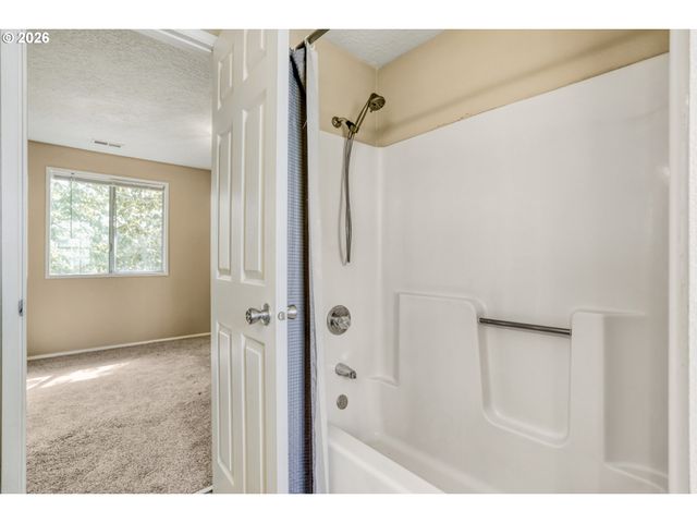 1610 Ne 235TH Ave, Wood Village, OR 97060