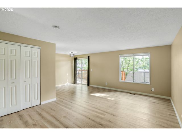 1610 Ne 235TH Ave, Wood Village, OR 97060