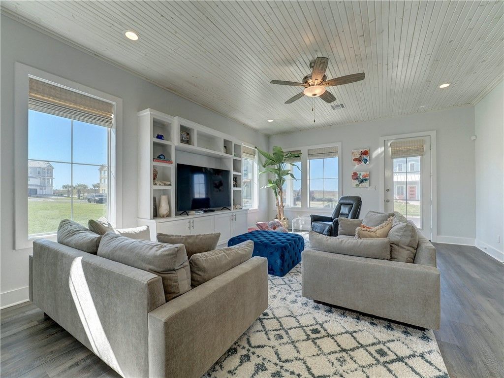 114 Backside Dr, Port Aransas, TX 78373 — photo 3