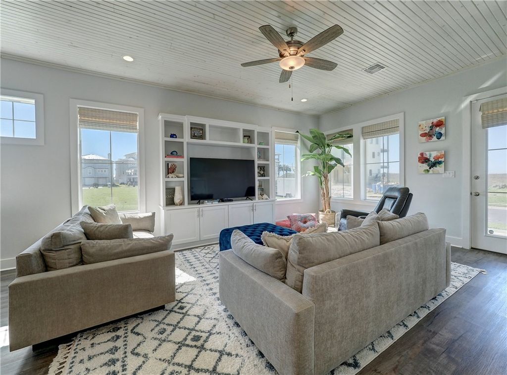 114 Backside Dr, Port Aransas, TX 78373 — photo 5