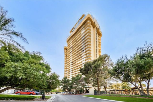 3111 Bel Air Drive 21F, Las Vegas, NV 89109