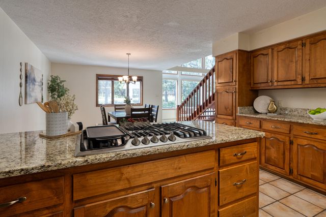 3 Pine Court, Tijeras, NM 87059