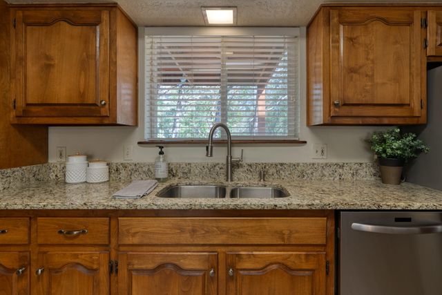 3 Pine Court, Tijeras, NM 87059