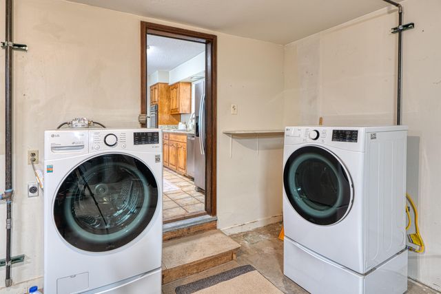 3 Pine Court, Tijeras, NM 87059