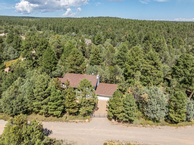3 Pine Court, Tijeras, NM 87059
