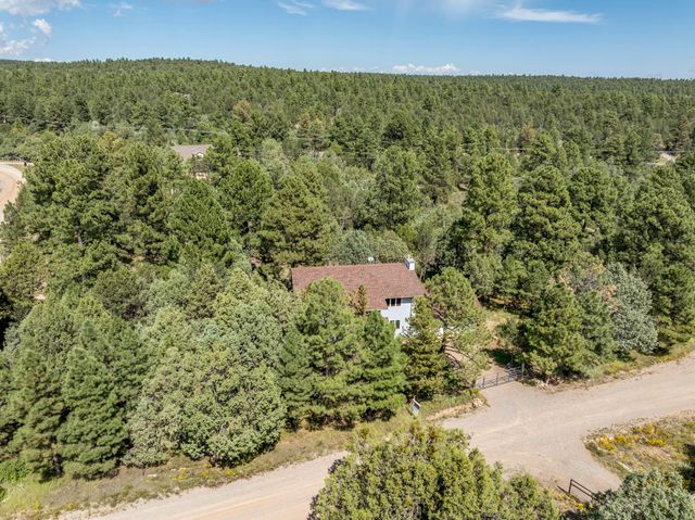 3 Pine Court, Tijeras, NM 87059