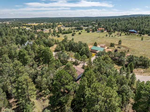 3 Pine Court, Tijeras, NM 87059