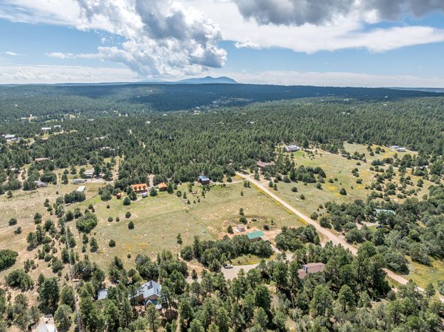 3 Pine Court, Tijeras, NM 87059