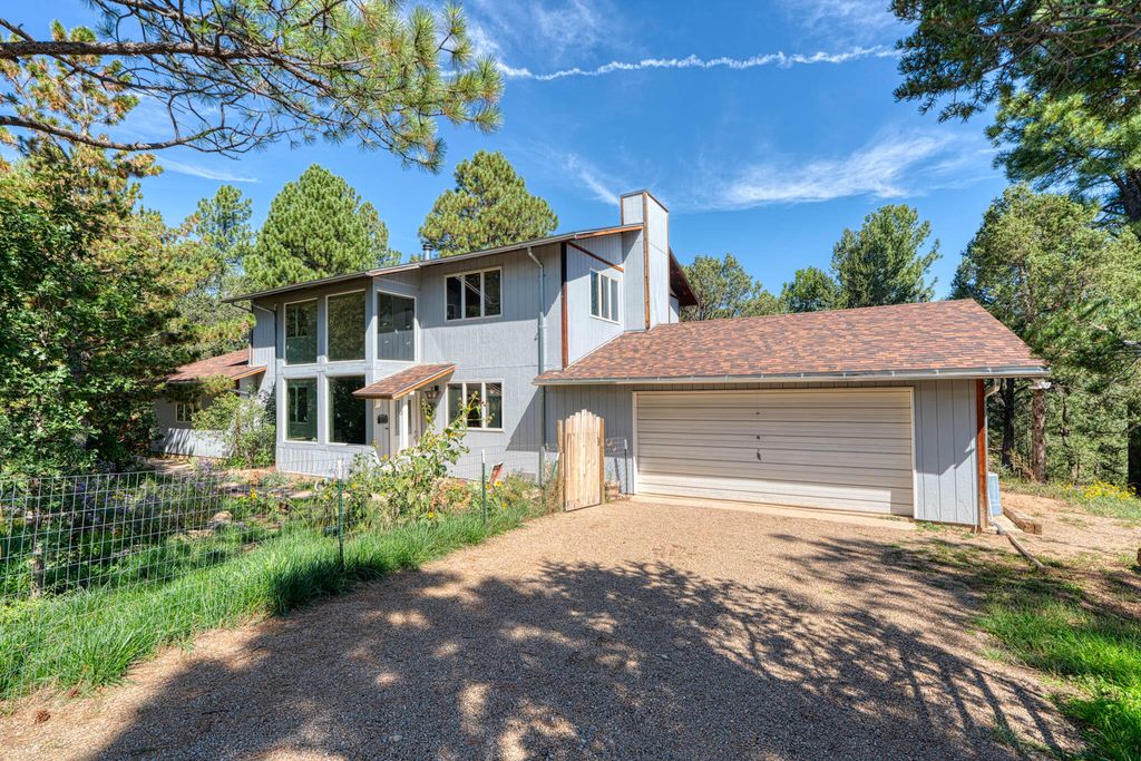 3 Pine Court, Tijeras, NM 87059