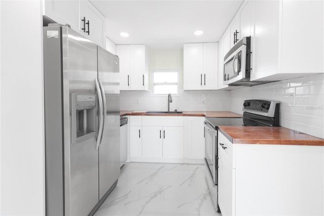 130 VIRGINIA COURT, Englewood, FL 34223