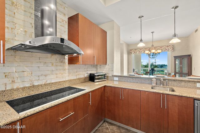 1925 S Atlantic Ave Apt 201, Daytona Beach Shores, FL 32118
