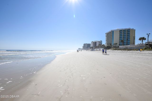 1925 S Atlantic Ave Apt 201, Daytona Beach Shores, FL 32118