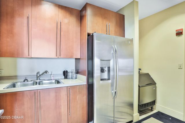 1925 S Atlantic Ave Apt 201, Daytona Beach Shores, FL 32118