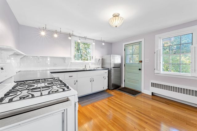 87 Hemman, Boston, MA 02131