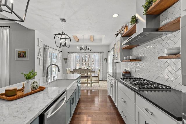 1143 AVA COURT, Neenah, WI 54956