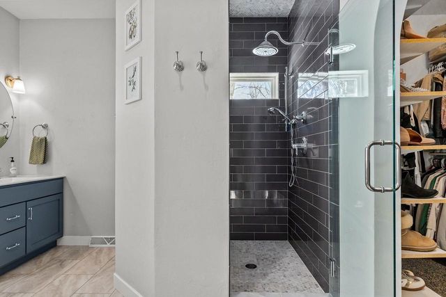 1143 AVA COURT, Neenah, WI 54956